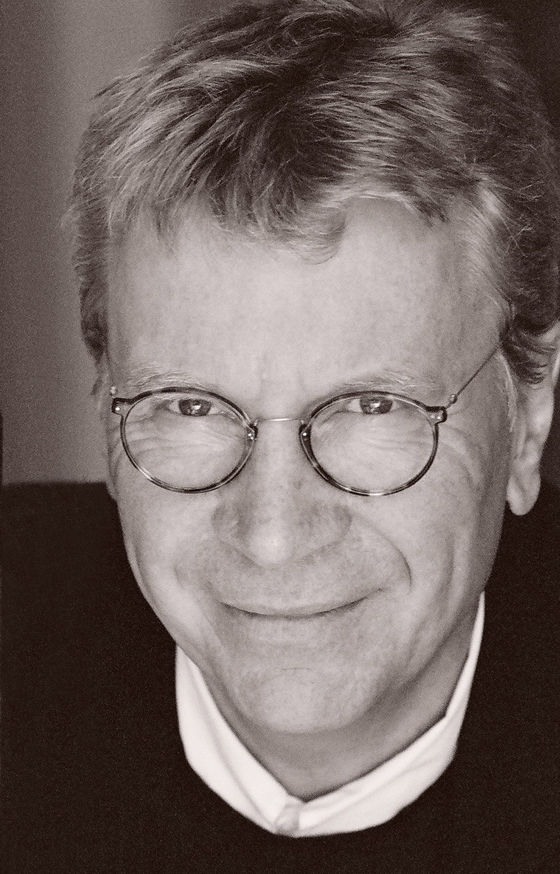 Tobias Grau