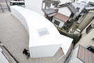 -Little one-room house with a curve -1