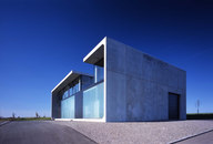 -House Bold -1
