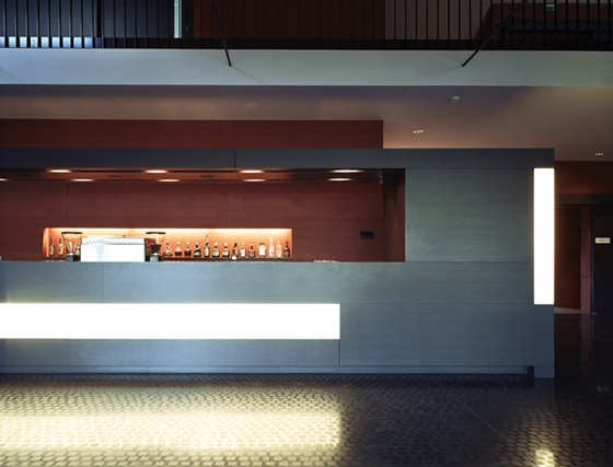 Stefan Zwicky Architekten BSA/SIA-Umbau Reitgebäude, Credit Suisse Communications Center Horgen 2000-2003