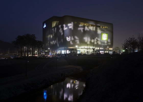 UNStudio - Ben van Berkel-Galleria Centercity