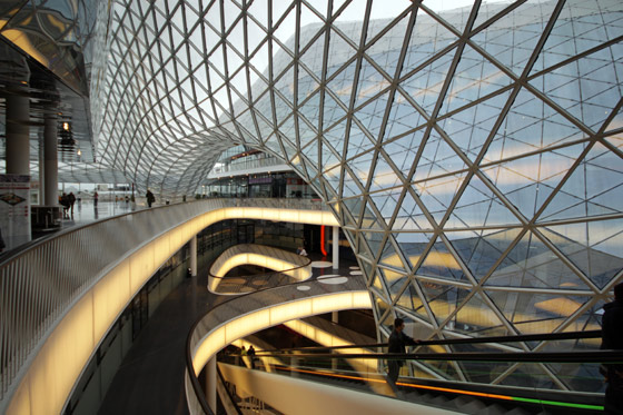 Fuksas-Myzeil – shopping mall, part of the "PalaisQuartier"