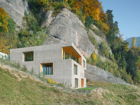 Lischer Partner Architekten Planer AG-Huse holiday house, Vitznau
