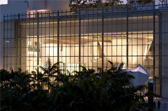 Gehry Partners, LLP-New World Center