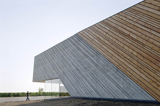 propeller z-Winery of Claus Preisinger