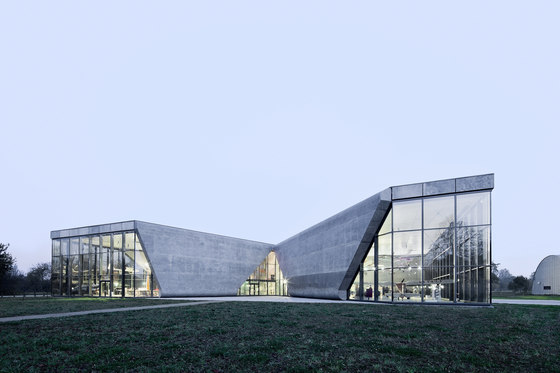 Pysall Architekten-Muzeum Lotnictwa Polskiego