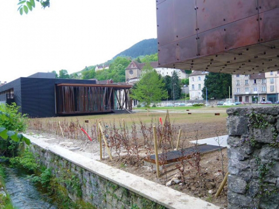 Michel Malcotti Catherine Roussey Architectes-Restaurant, salle de spectacles, salle de jeux