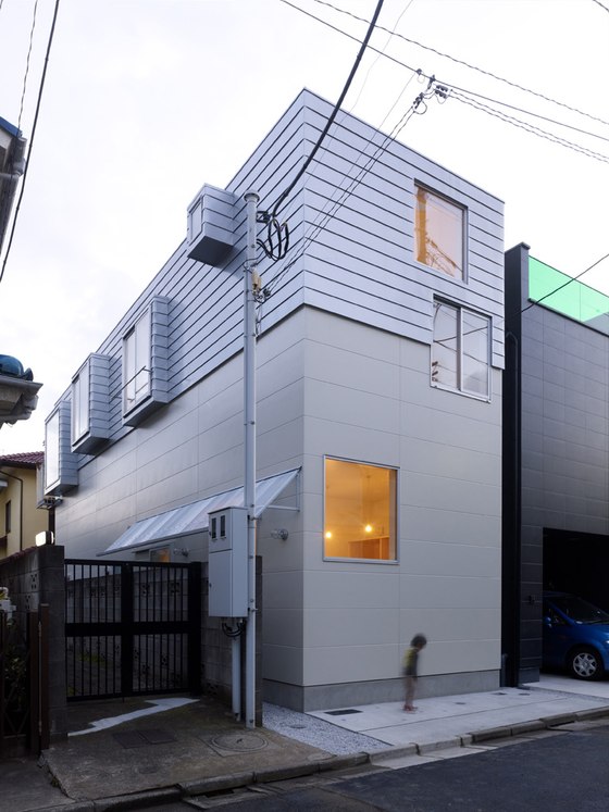 TORAFU ARCHITECTS Inc.-HOUSE IN OOKAYAMA