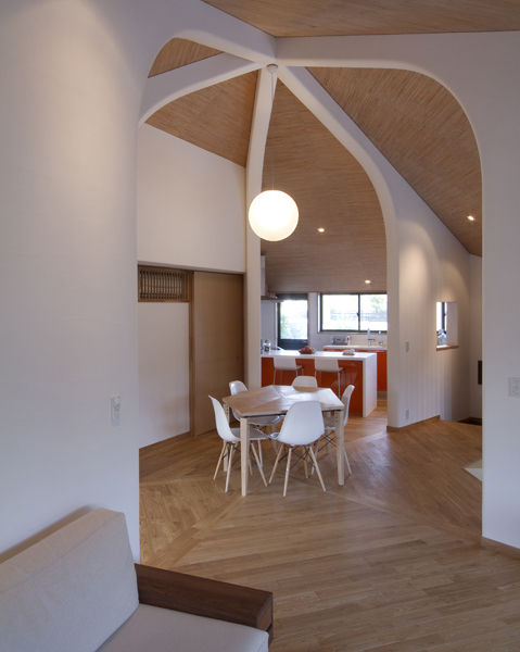 -Pentagonal House