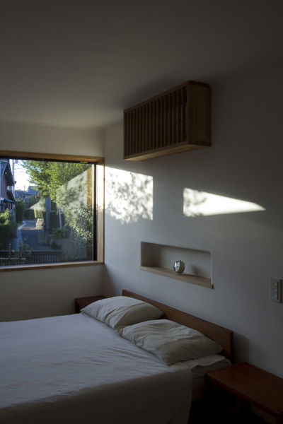 -Pentagonal House