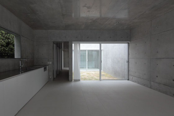 Kazunori Fujimoto Architect & Associates-House in Ropponmatsu