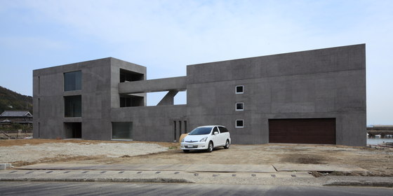 Kazunori Fujimoto Architect & Associates-House in Tajiri