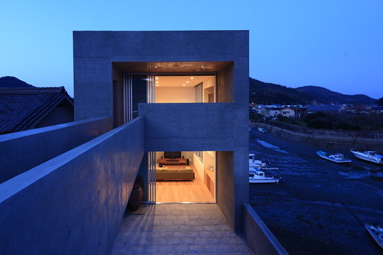 Kazunori Fujimoto Architect & Associates-House in Tajiri