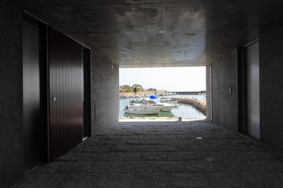 Kazunori Fujimoto Architect & Associates-House in Tajiri