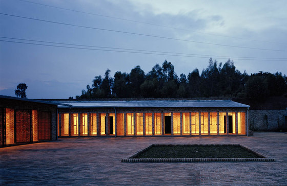 Dominikus Stark Architekten-Education Center Nyanza