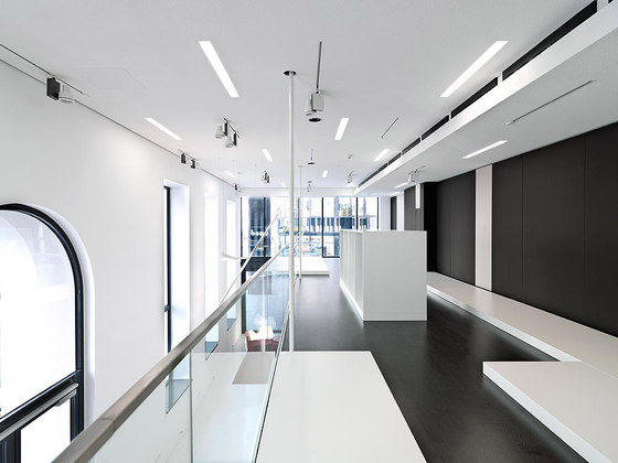 SOLID architecture-bene Showroom