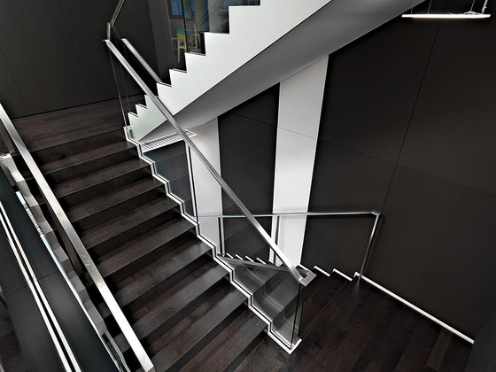 SOLID architecture-bene Showroom