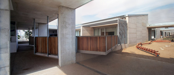 Brullet de Luna Arquitectes-Elisabeth School