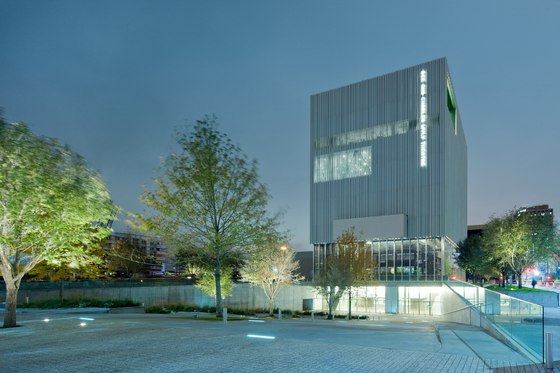 -Dallas Center of the Performing Arts