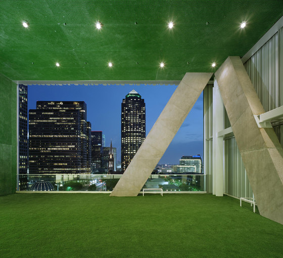 -Dallas Center of the Performing Arts
