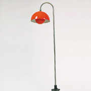 Gartenlampe mit “Flower Pot”-Schirm