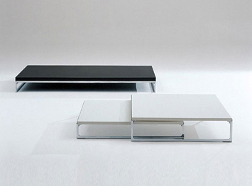 Solo small tables B&B Italia