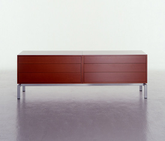 L15 Xen Cassina