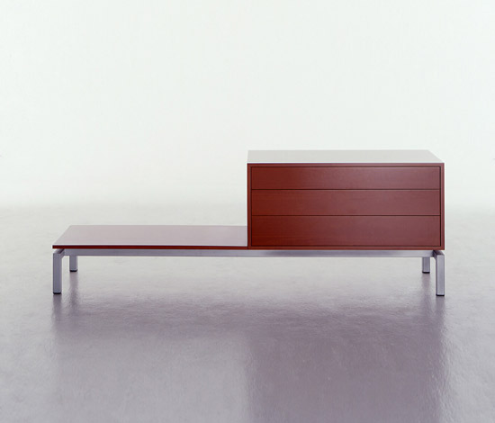 L15 Xen Cassina