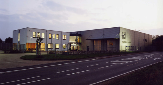 Glas Platz Public space / Street furnishings Flooring / Carpets Customised interior construction