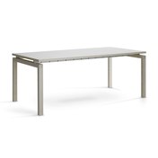 Carl Hansen & Søn DINING TABLES