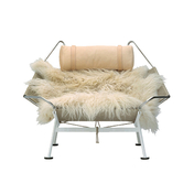 PP Møbler LOUNGE CHAIRS