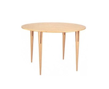 Table with split legs Bruno Mathsson International