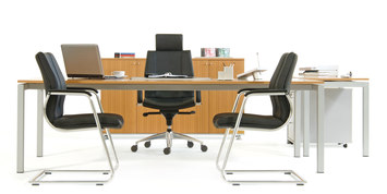 M Chair Nurus