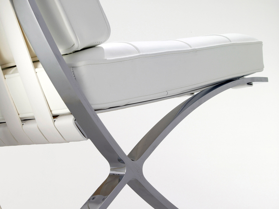 Mies van der Rohe Barcelona® Collection Knoll International