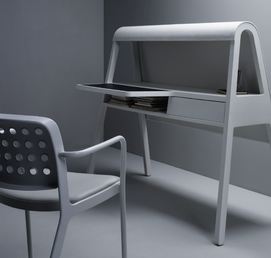 Writing Desk Established&Sons