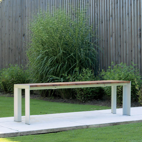 Deneb Teak STUA