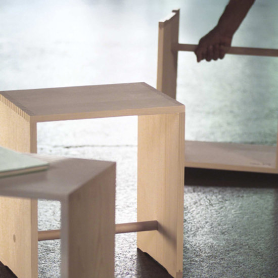 Ulmer Hocker Vitra Inc. USA