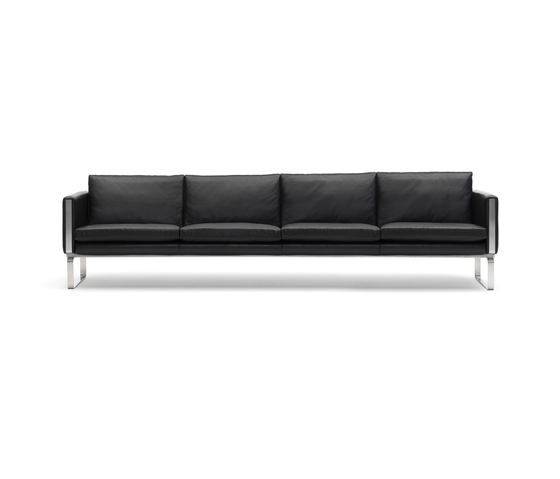CH100 Carl Hansen & Søn