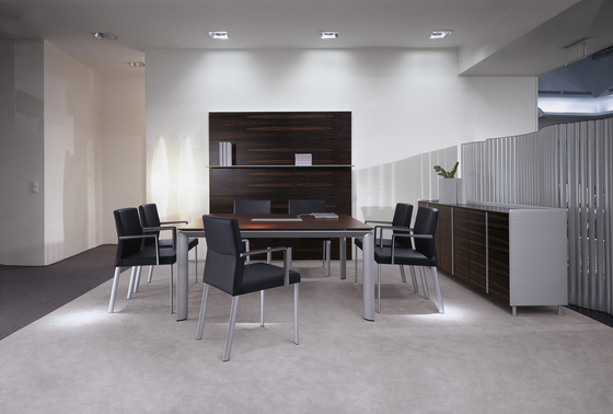 AL_Chair Bene