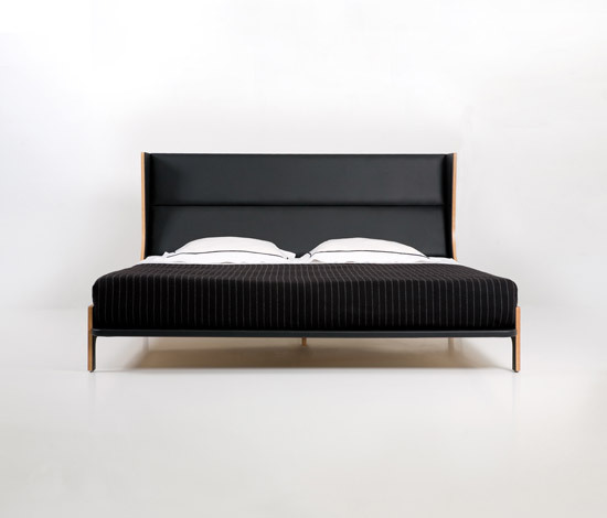 Bergére Bed Autoban