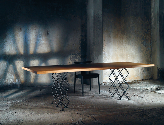 IGN. STEEL. CUBENET. Ign. Design.