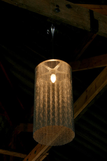 Circular Cropped Willowlamp