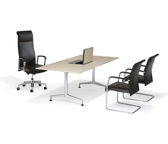 8450 Ona Executive Kusch+Co
