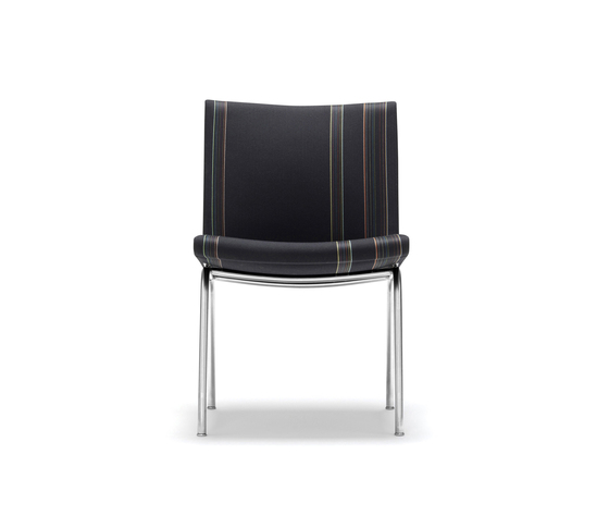 CH438 Carl Hansen & Søn
