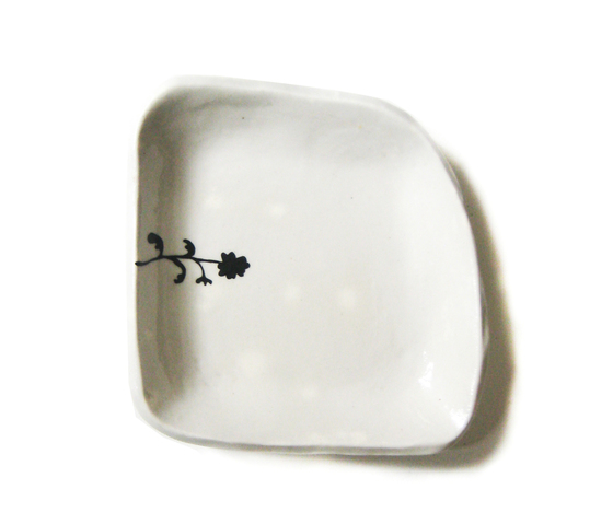 modular plate system Nina Levett