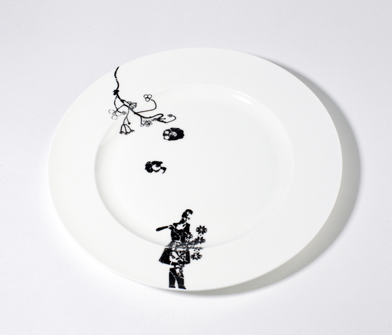 modular plate system Nina Levett