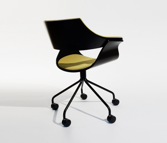 DP Chair Itoki Design