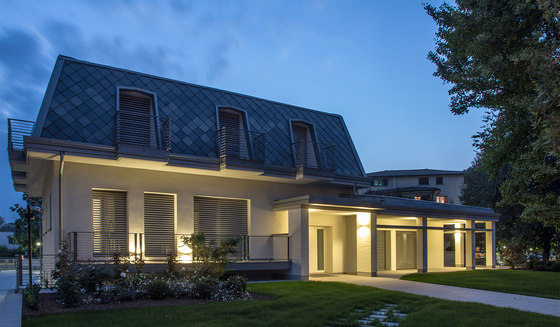 Illuminazione portico casa: images about illuminazione led per ... Luci a parete per esterno