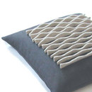 ANNE KYYRÖ QUINN Laine cushion Accessori per abitazioni / uffici
