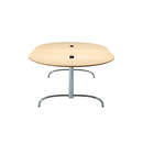 Magnus Olesen + table